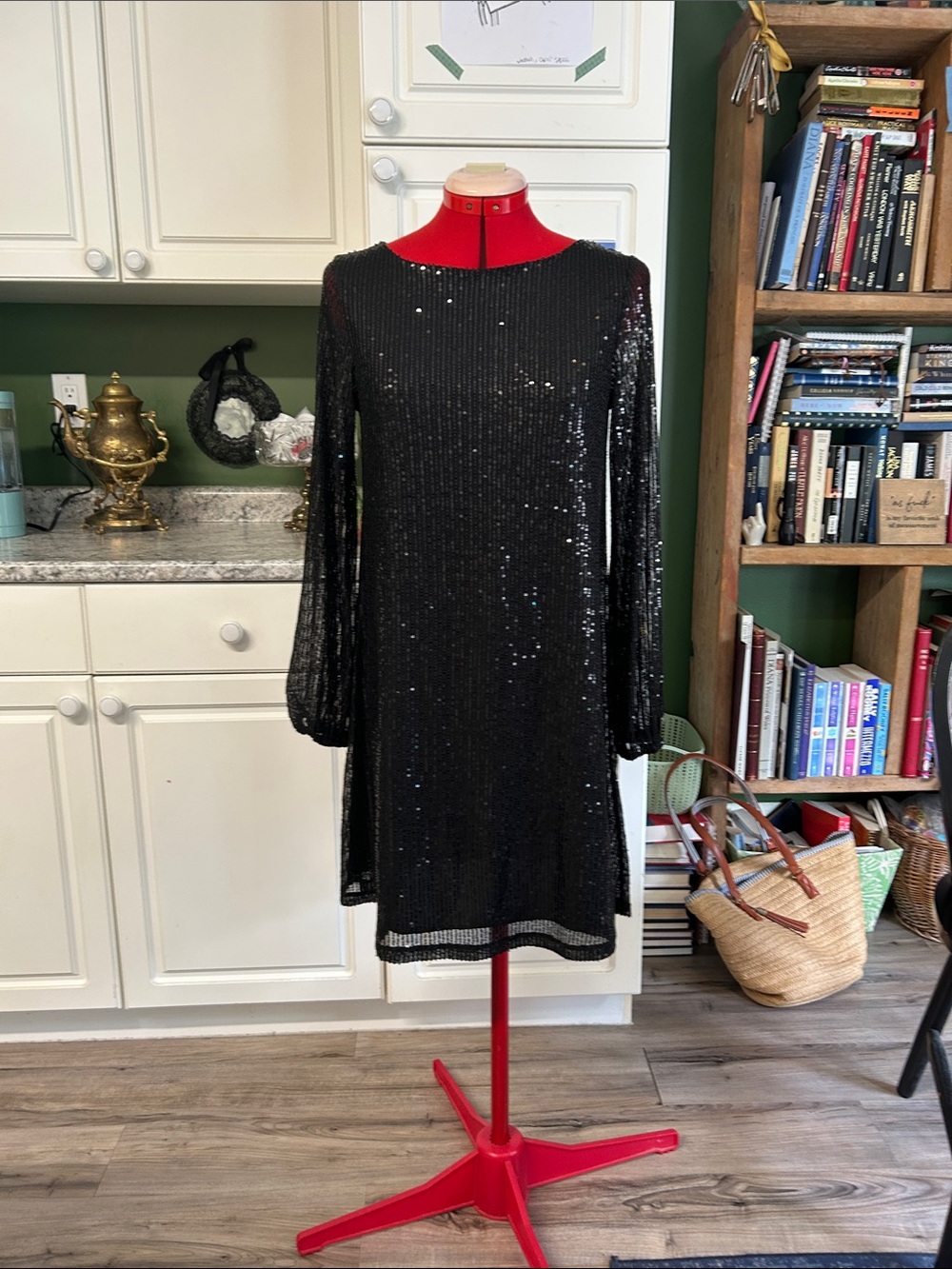 Women's Black Sequin Long Sleeve knee length dress